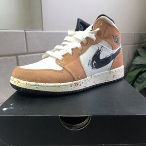 Big Kid's Jordan 1 Mid SE Brushstroke Sail/Black-Cider-Chile Red